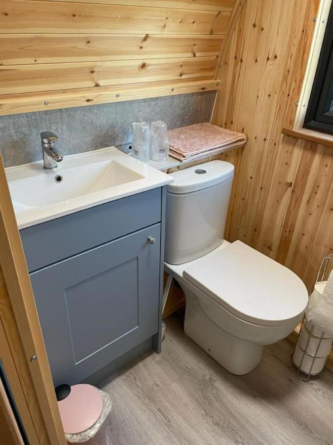 Glamping Pods Apartment Milngavie Bagian luar foto