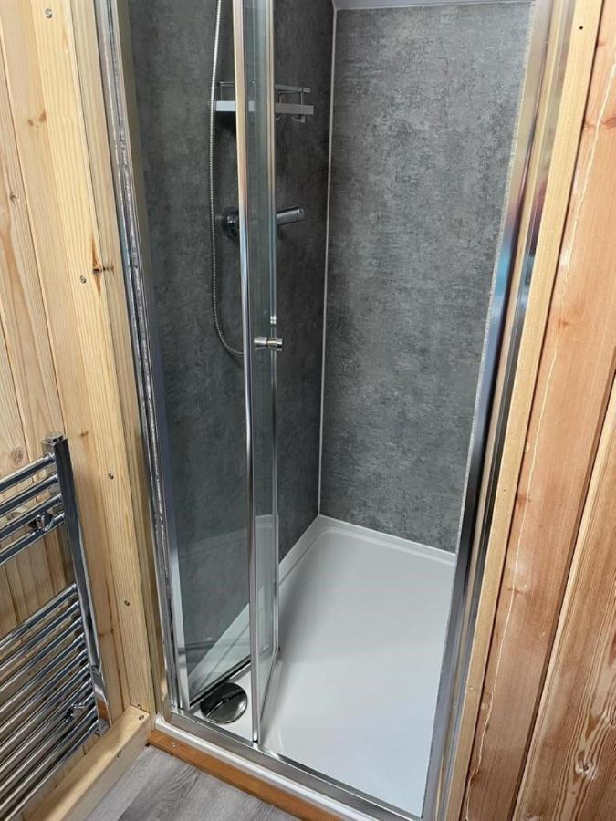 Glamping Pods Apartment Milngavie Bagian luar foto