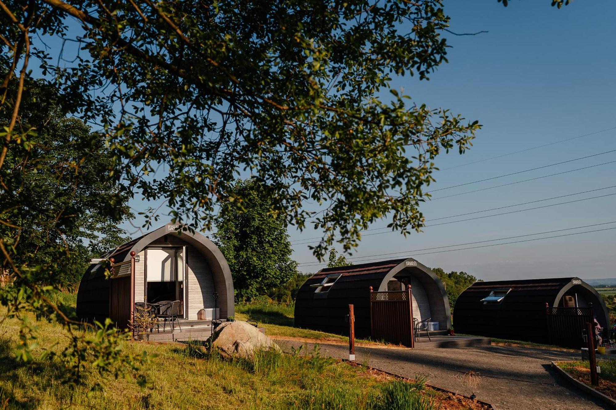 Glamping Pods Apartment Milngavie Bagian luar foto